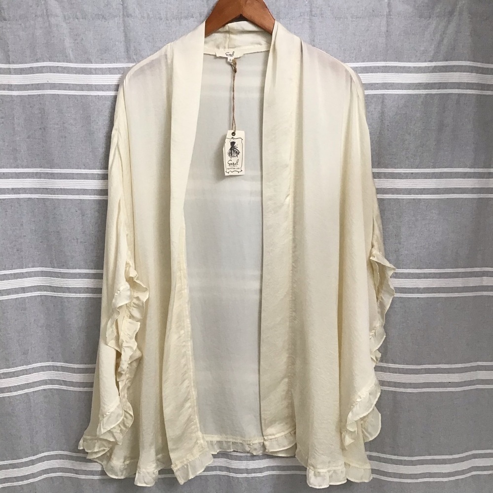 EASEL LOS ANGELES / NWT Cream Kimono Size S